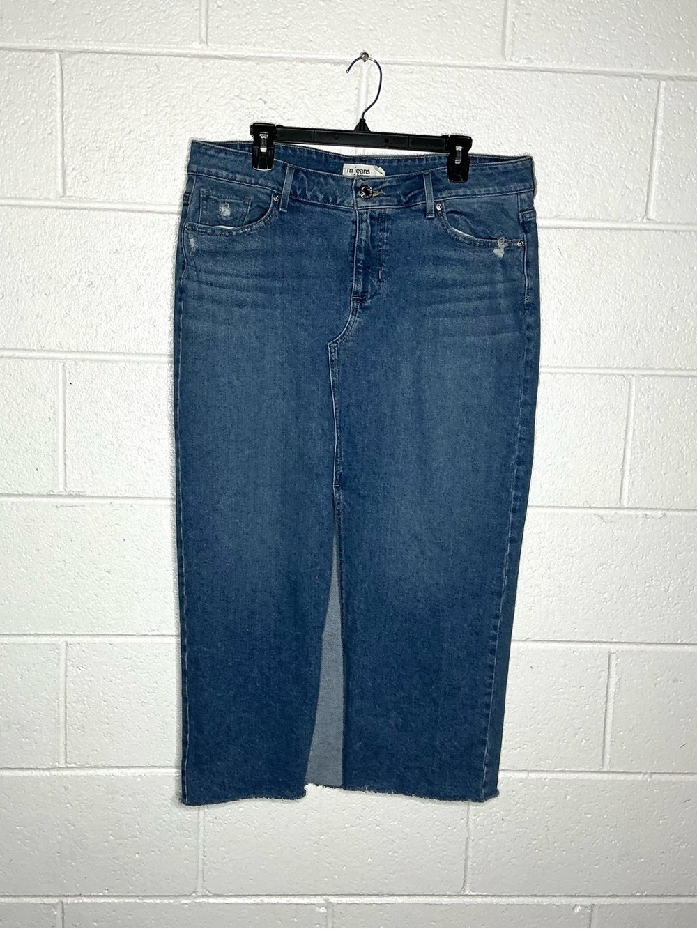 < Maurices Denim Raw Hem Skirt With Slit Size 14W >